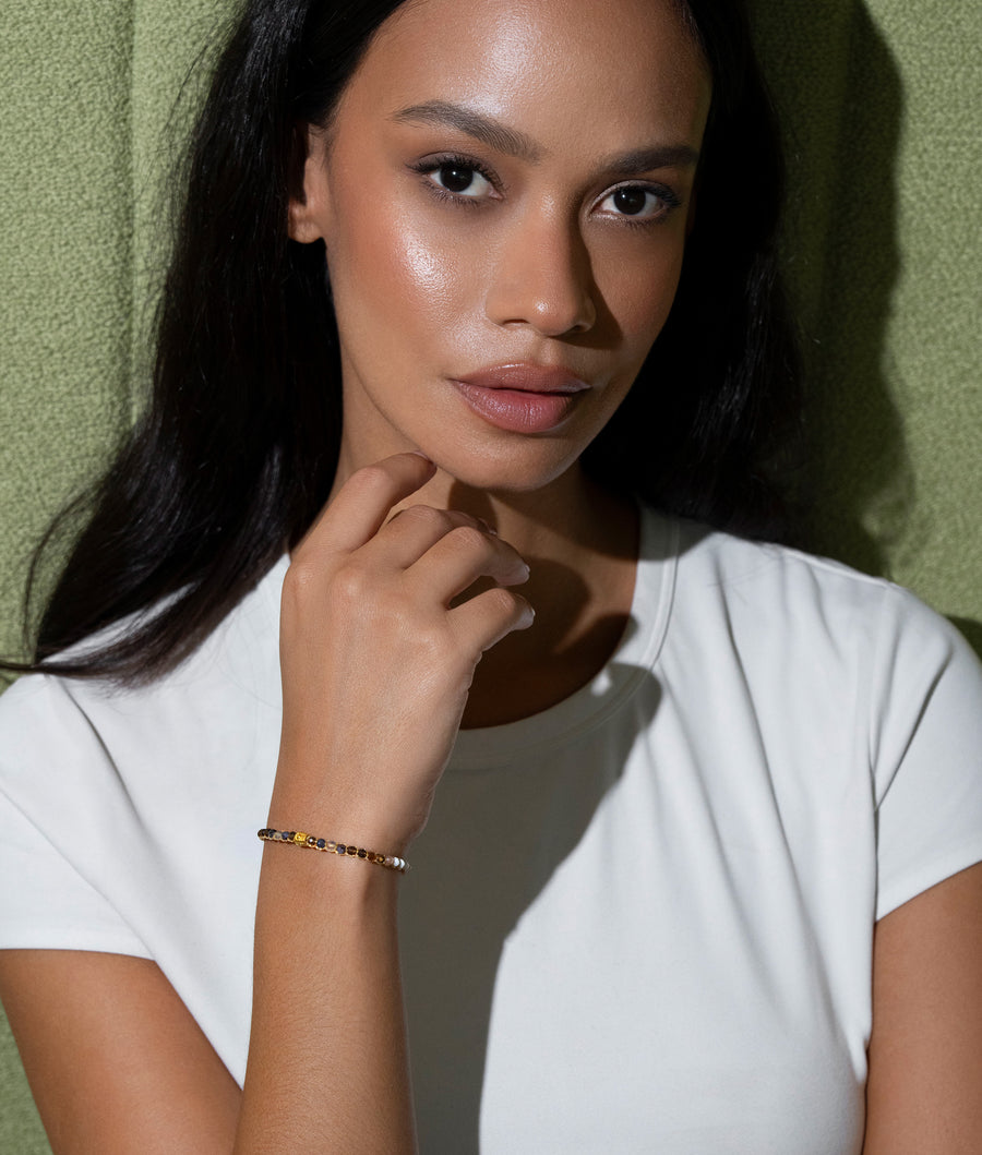 Moving On  Bracelet | Gold