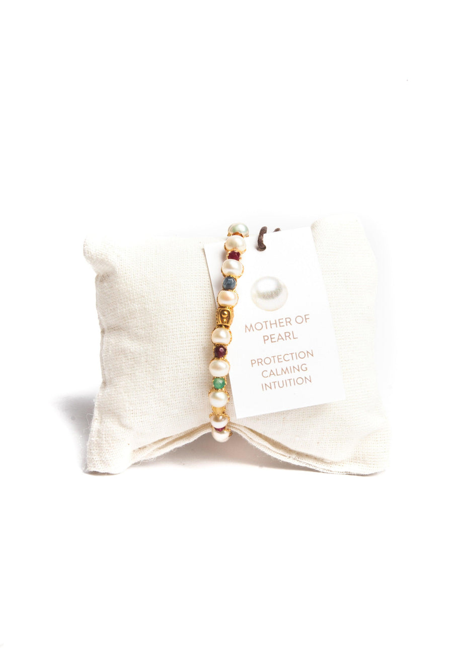 Fresh Water Pearl & Gemstone Bracelet | Gold - Samapura Jewelry